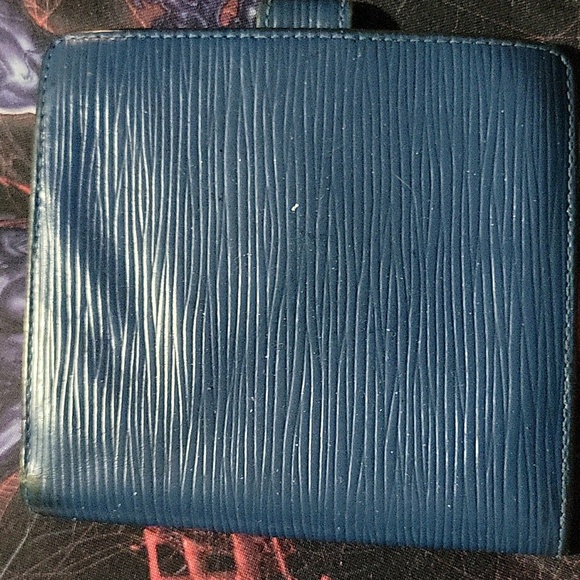 Louis Vuitton Epi Authentic wallet Eclectic Blue GUC - Picture 2 of 15